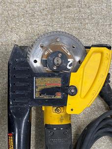 Dewalt DWE46202 5